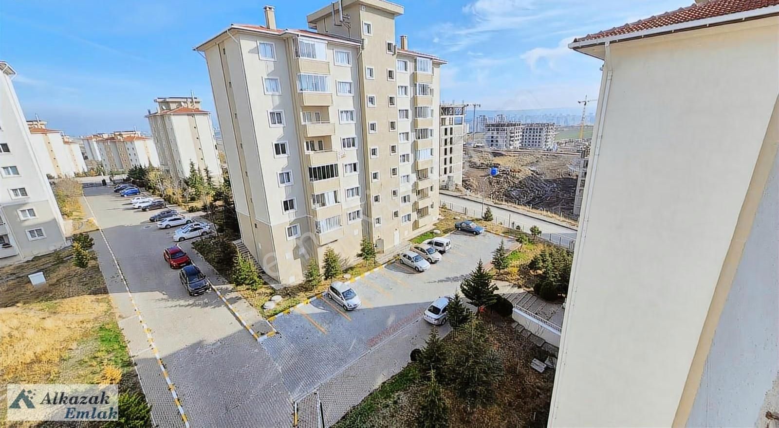 Yapracık Tokide Satılık Y Tipi Boş Oturuma Hazır 3+1 Daire - Görsel 13