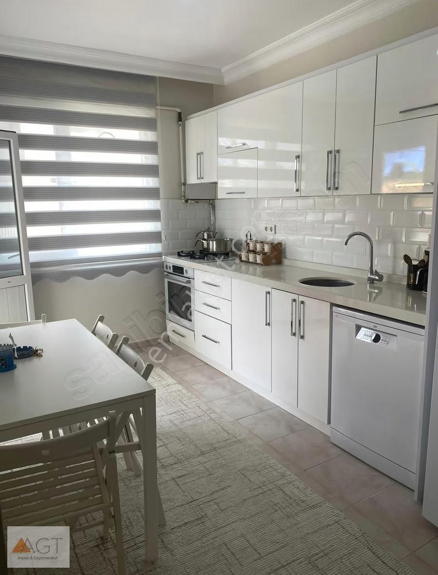 Agt'den Mevlana Mah. 100m2 2+1 1.kat Kiralık Konut - Görsel 16