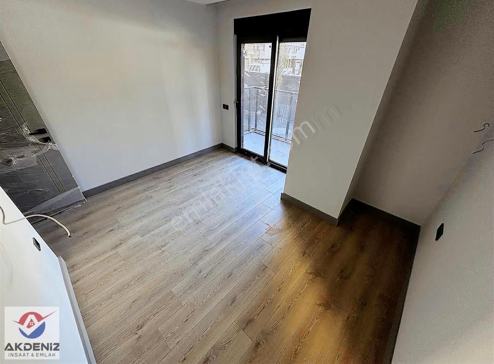 Oturuma Hazır Site İçerisinde Kapalı Otoparklı Lüks Daire - Görsel 2