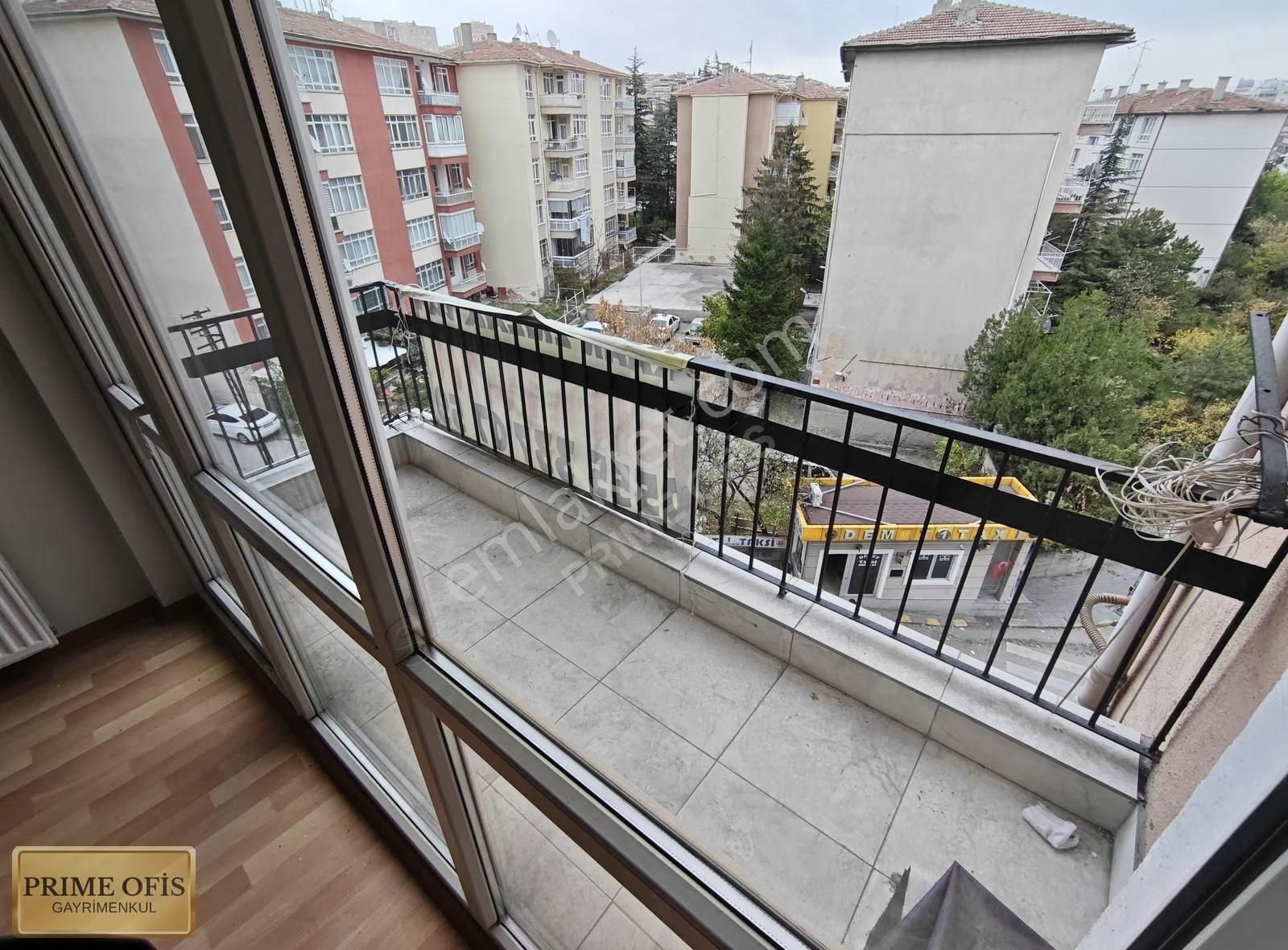 Metroya Yakın, Köşe Başında, Ara Kat Manzaralı Satılık 3+1 Daire - Görsel 21