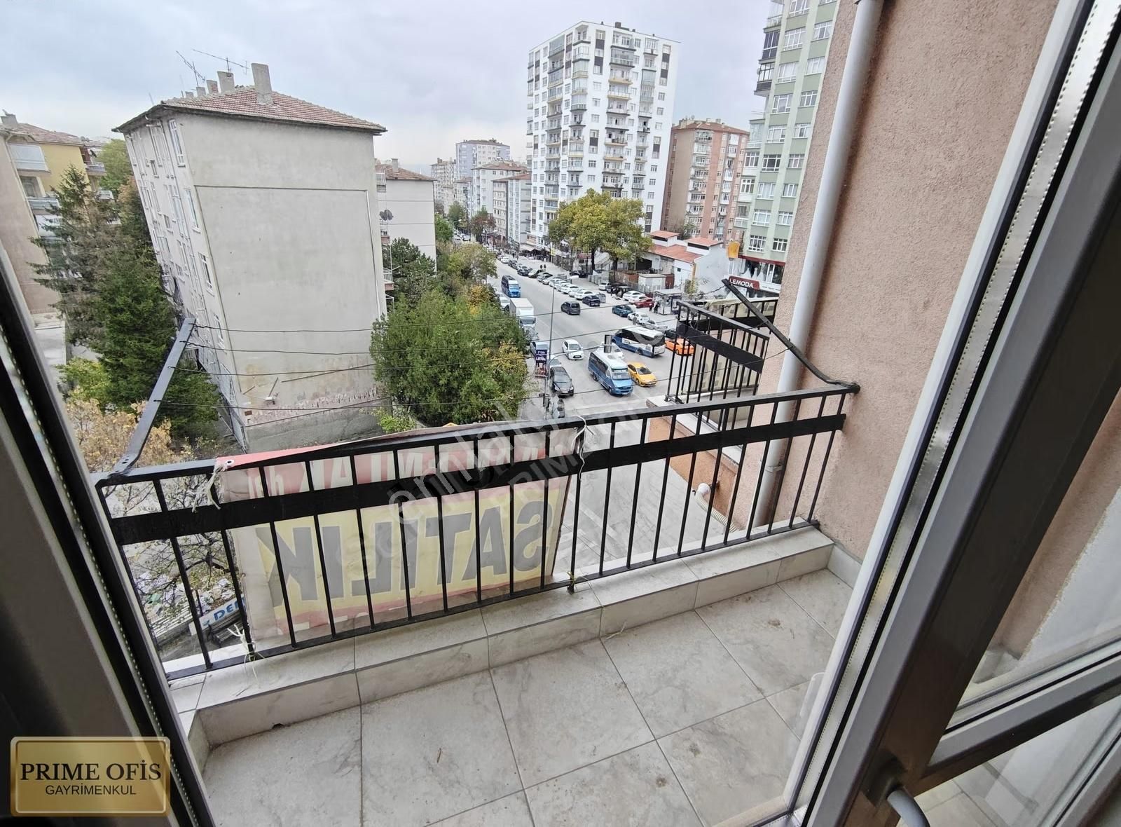 Metroya Yakın, Köşe Başında, Ara Kat Manzaralı Satılık 3+1 Daire - Görsel 10