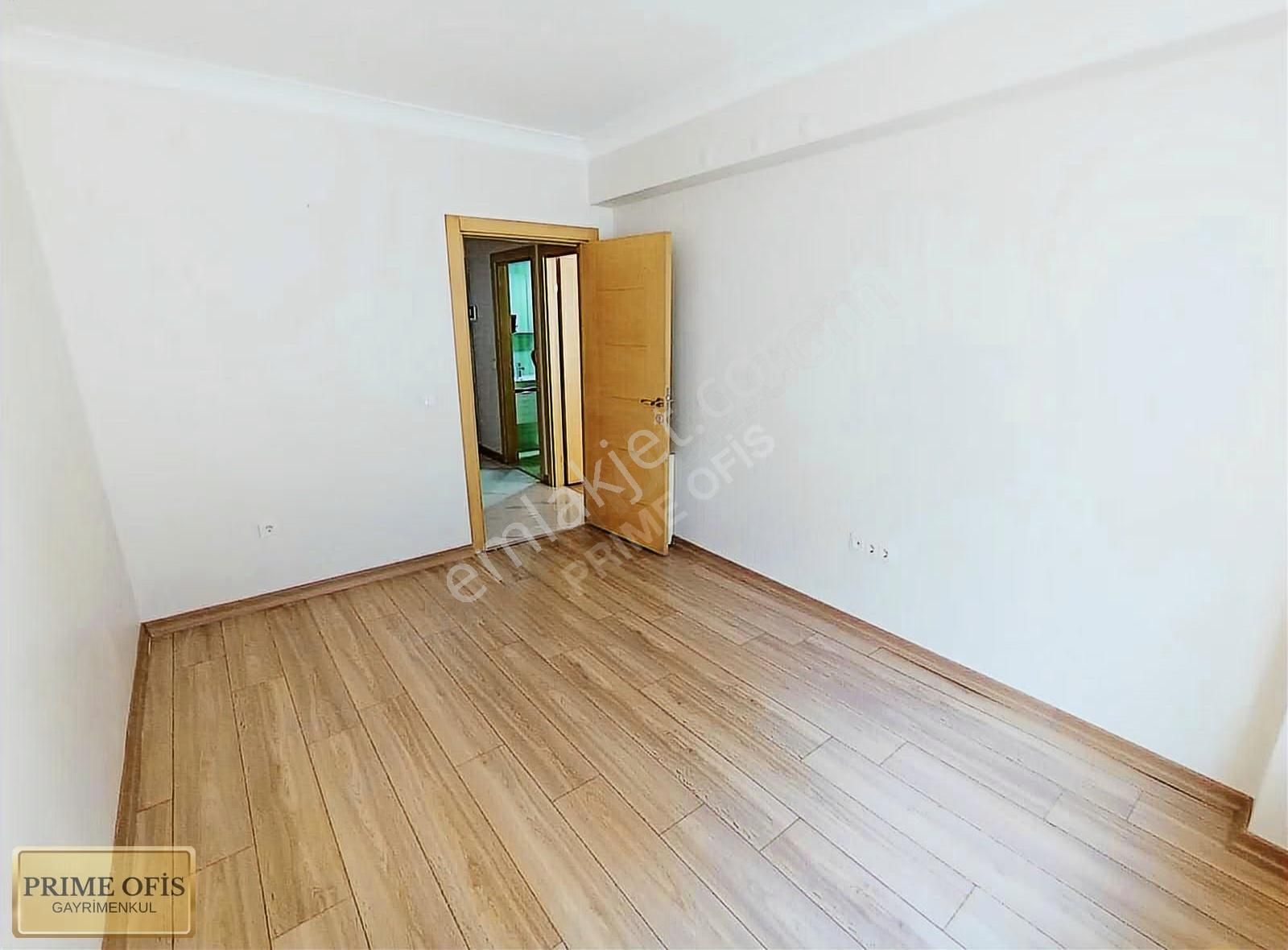 Gazi Mah.de Merkezi Konumda İçi Yapılı Kiralık Lüks 1+1 Daire - Görsel 6