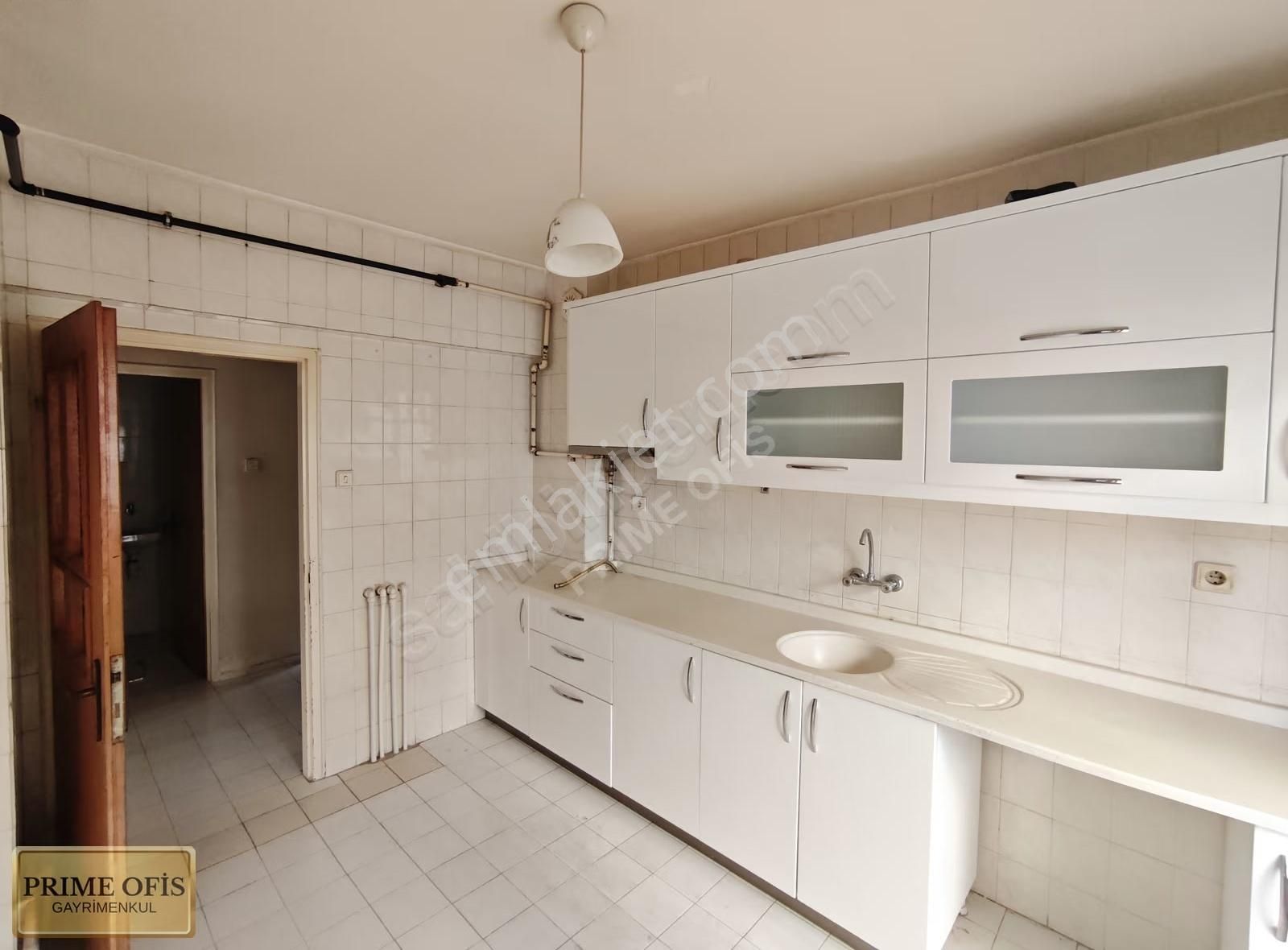 İncirli Kara Elmas Caddesinde Manzaralı Geniş Satılık 3+1 Daire - Görsel 23