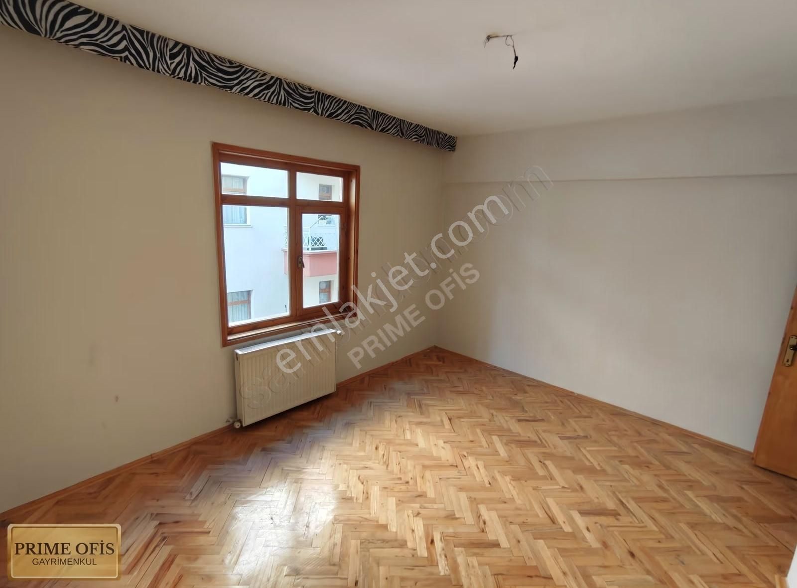 İncirli Kara Elmas Caddesinde Manzaralı Geniş Satılık 3+1 Daire - Görsel 5