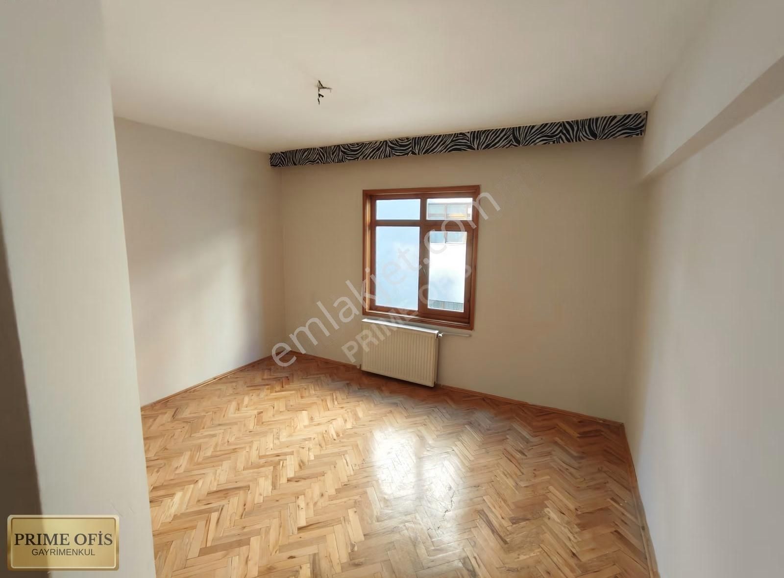 İncirli Kara Elmas Caddesinde Manzaralı Geniş Satılık 3+1 Daire - Görsel 13