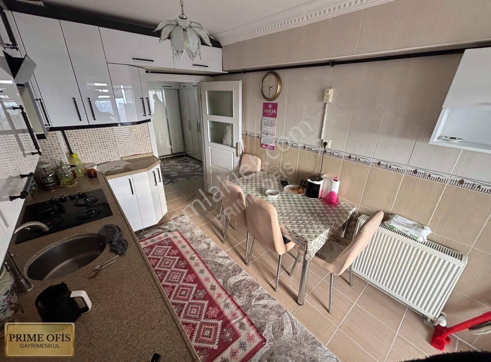 Düzlükte Ankara Manzaralı Kapalı Balkonlu Lüx Yapılı 3+1 Satılık - Görsel 2