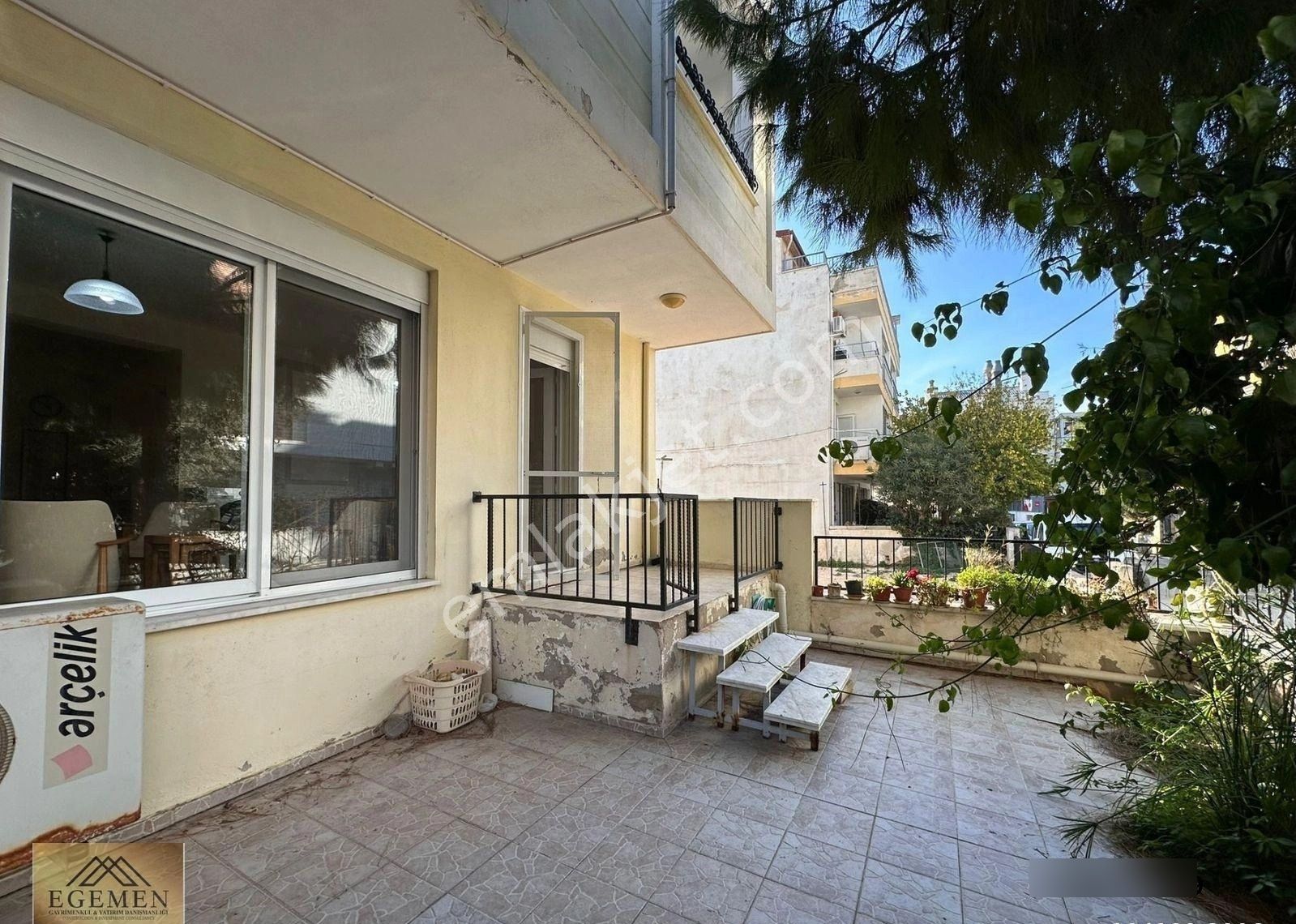 Kuşadası Marina Mevki'inde Satılık 2+1 Bahçe Katı Daire - Görsel 26