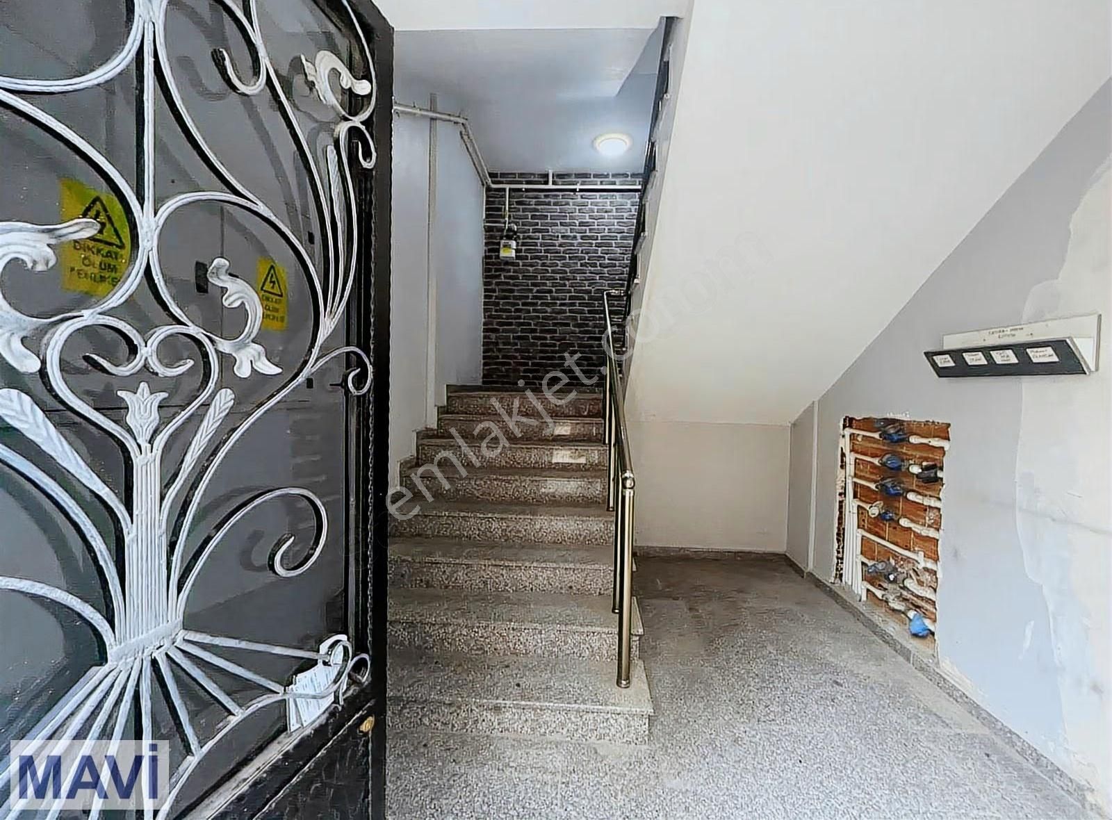 Remax Mavi Can'dan Adapazarı Merkez'de Kiralık 2+1 Ofis - Görsel 4