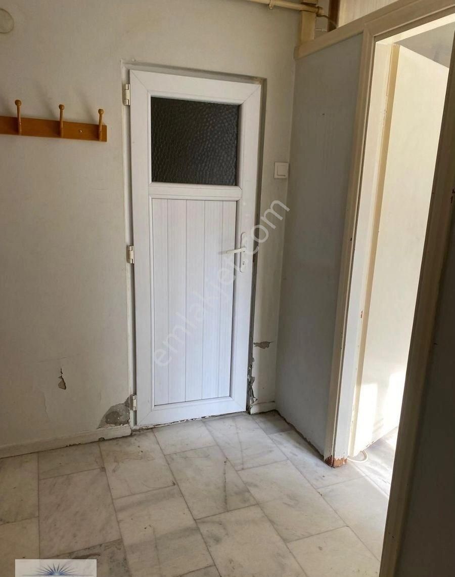 Eti'den Ortaköy'de Sahile Paralel, Köşe Konumlu Geniş 1+1 80m2 Kombili, Çok Aydınlık 2.kat Daire - Görsel 21