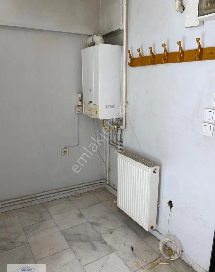 Eti'den Ortaköy'de Sahile Paralel, Köşe Konumlu Geniş 1+1 80m2 Kombili, Çok Aydınlık 2.kat Daire - Görsel 15