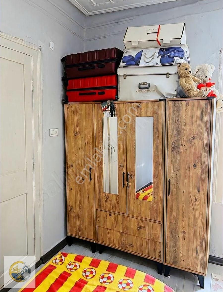 Kemeraltına Yürüme Mesafesinde, Dükkanlı Müstakil Ev - Görsel 5