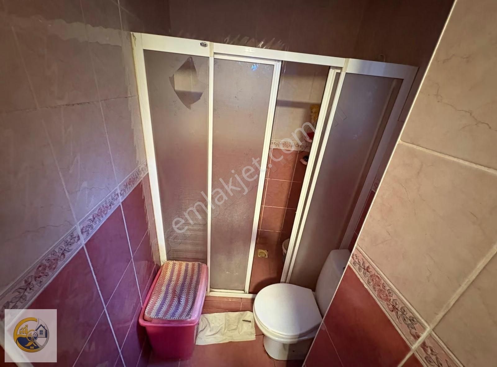 Konak Gürçeşme Ana Cad.yakın, Bahçeli İki Katlı Müstakil Bina - Görsel 5