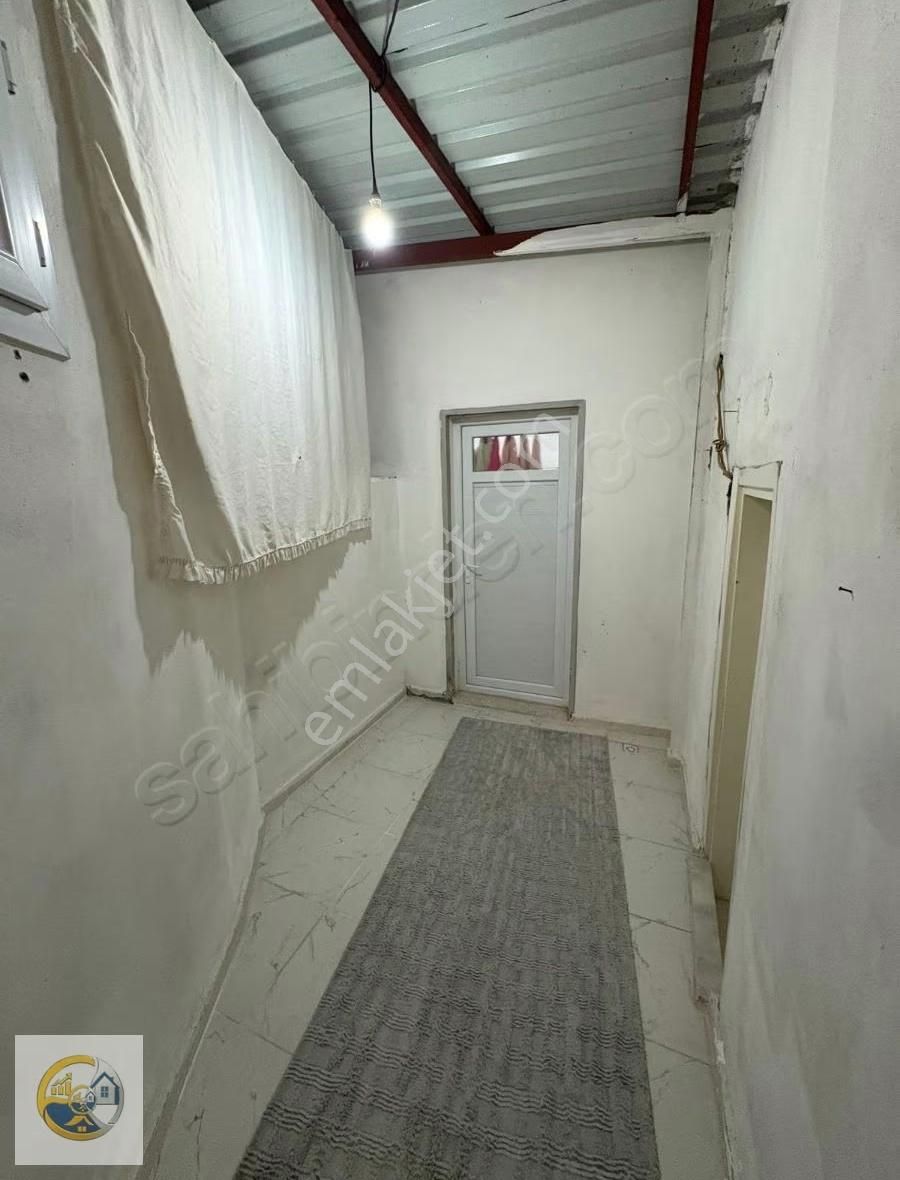 Mehtap Mahallesinde Şehir Manzaralı Bahçeli Müstakil Bina 2+1 - Görsel 3