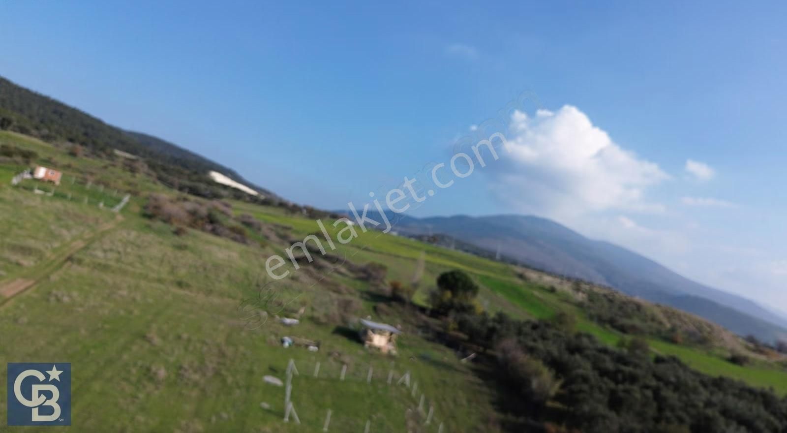 Şehitkemalde 273m2 Yolu Olan İçerisine Tiny House Konulabilen