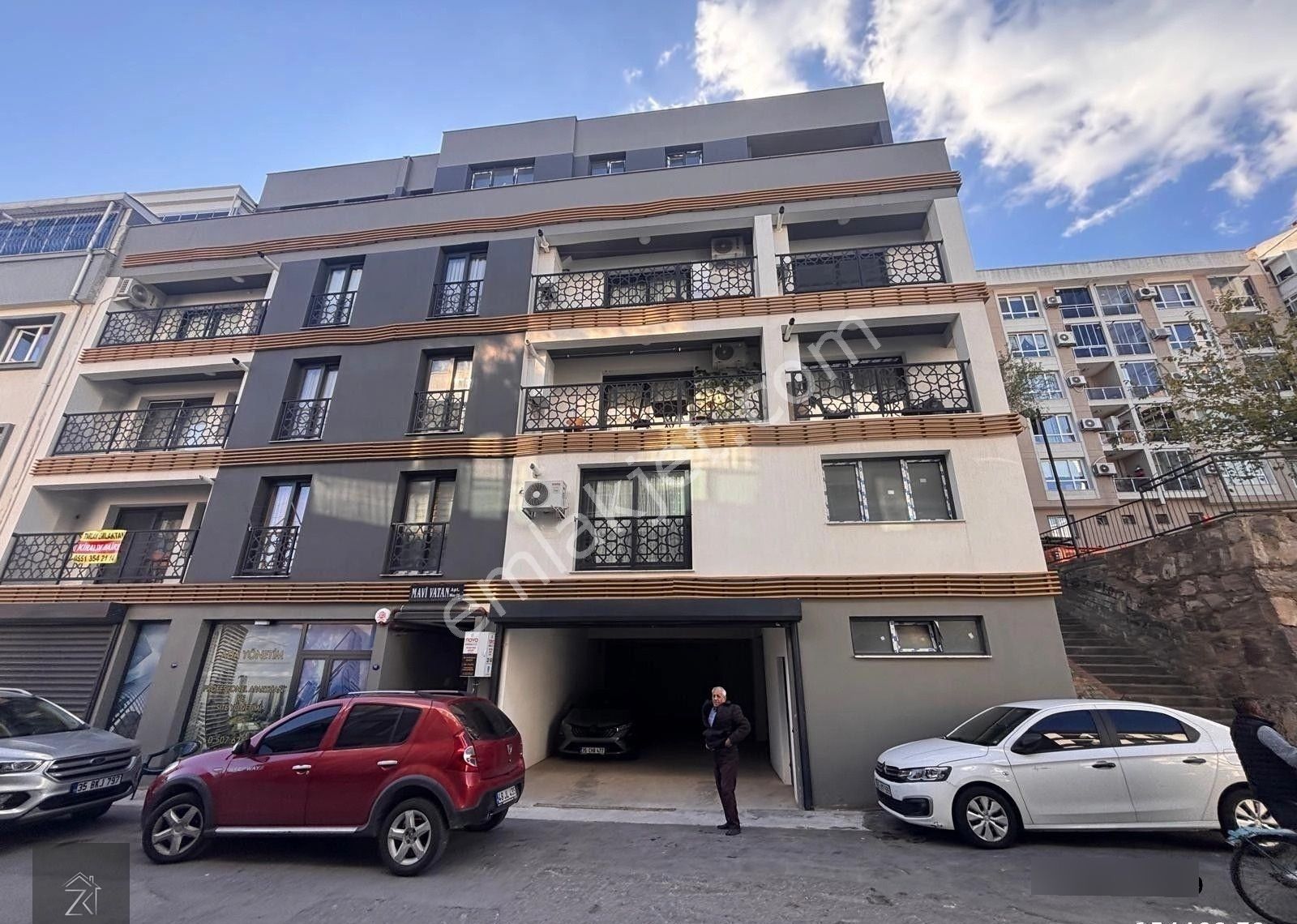 Karabağlar Reis Mahallesinde 3+1 Teraslı Ara Kat Satılık Sıfır Daire - Görsel 17