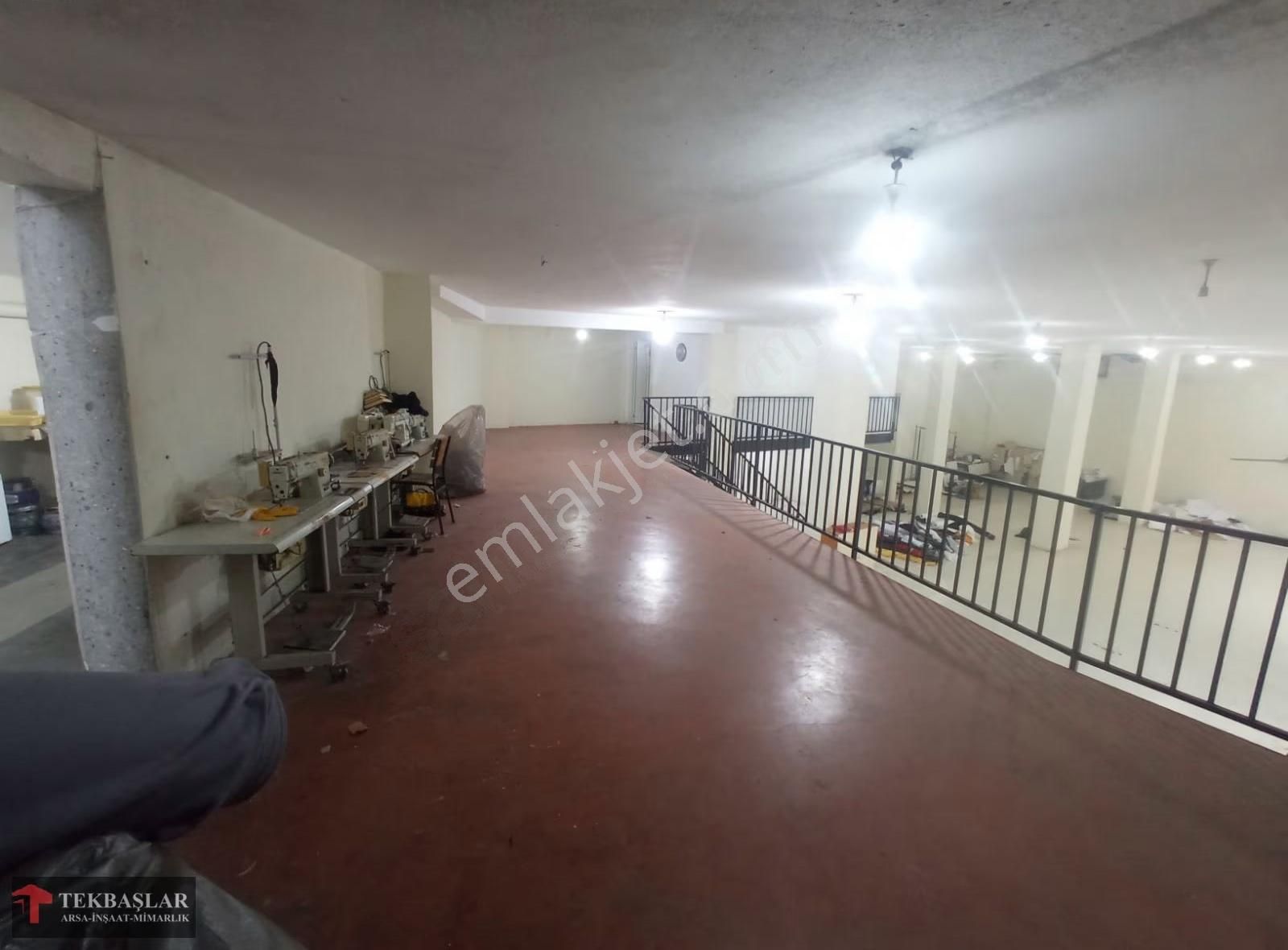 Tekbaşlar'dan Bodrum Kat Dükkan 550m2 Tavan Yüksekliği 4 Metre - Görsel 17