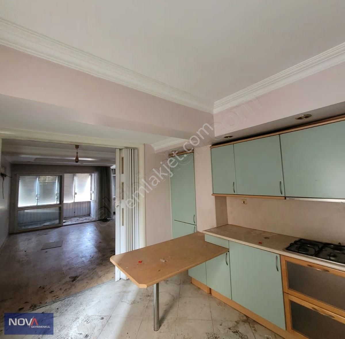 Turgutlu Atatürk Bulvarı Üzerinde Satılık Ofis / İşyeri - Görsel 8