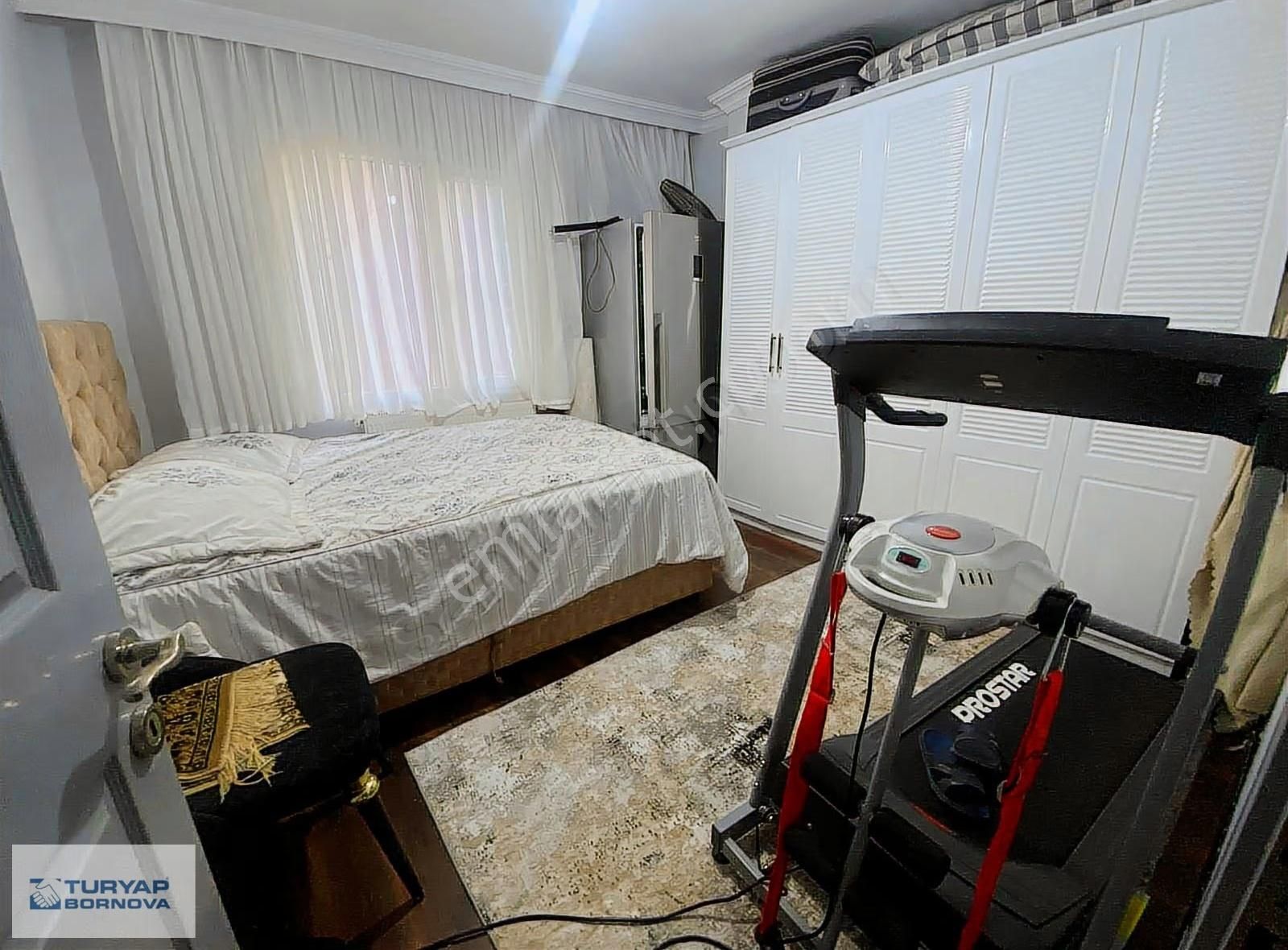 Turyap Bornova'dan Mevlana'da Satılık Tadilatlı Geniş 3+1 Daire - Görsel 2