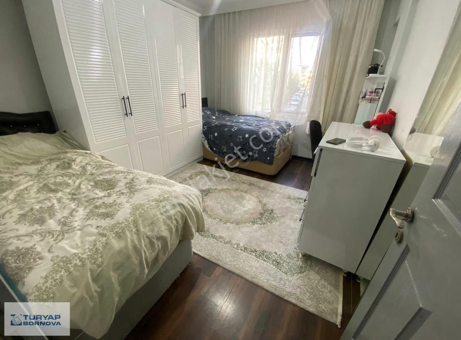 Turyap Bornova'dan Mevlana'da Satılık Tadilatlı Geniş 3+1 Daire - Görsel 22