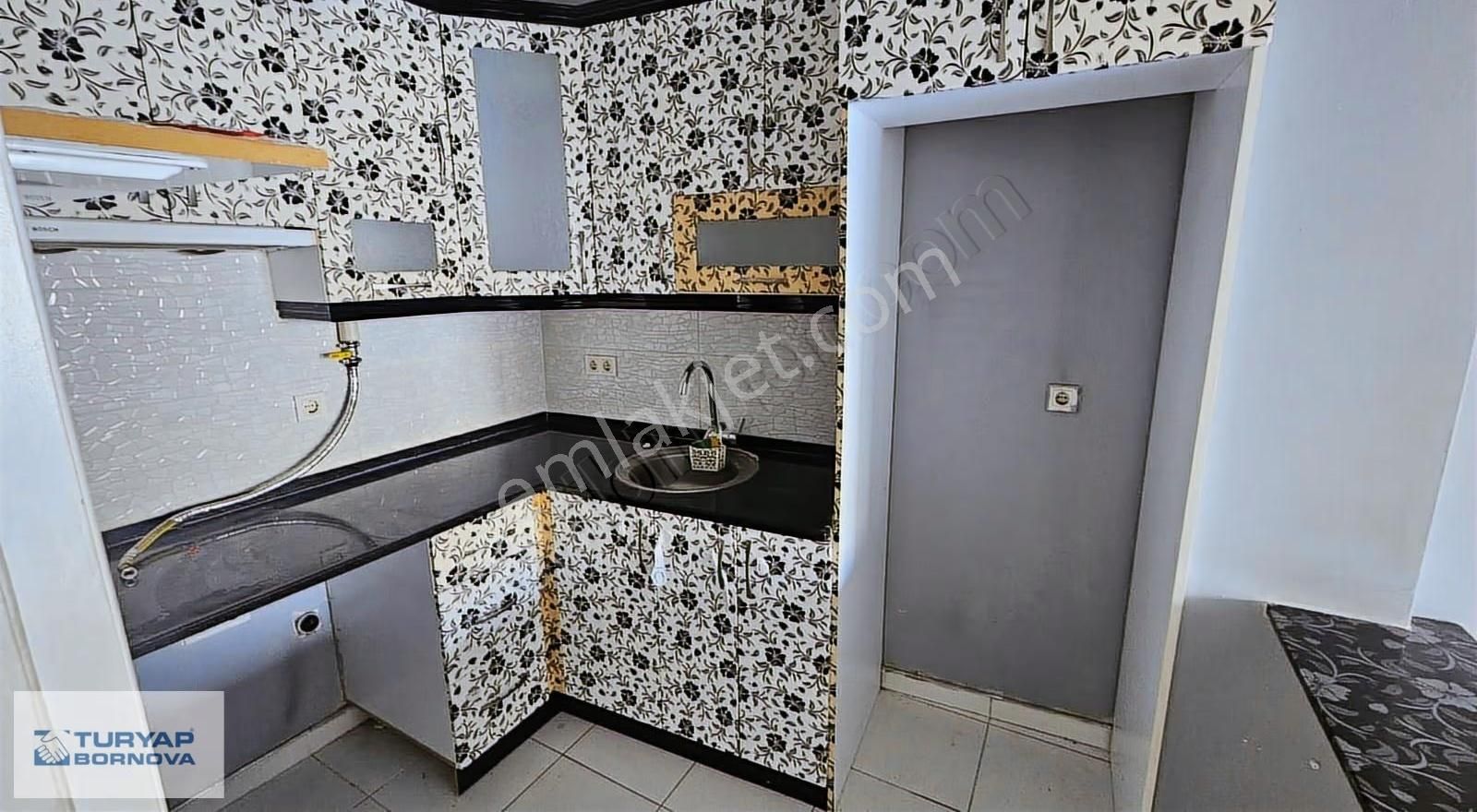 İzban Durağına Yakın Teraslı Deniz Manzaralı Kiralık 2+1 Daire - Görsel 19