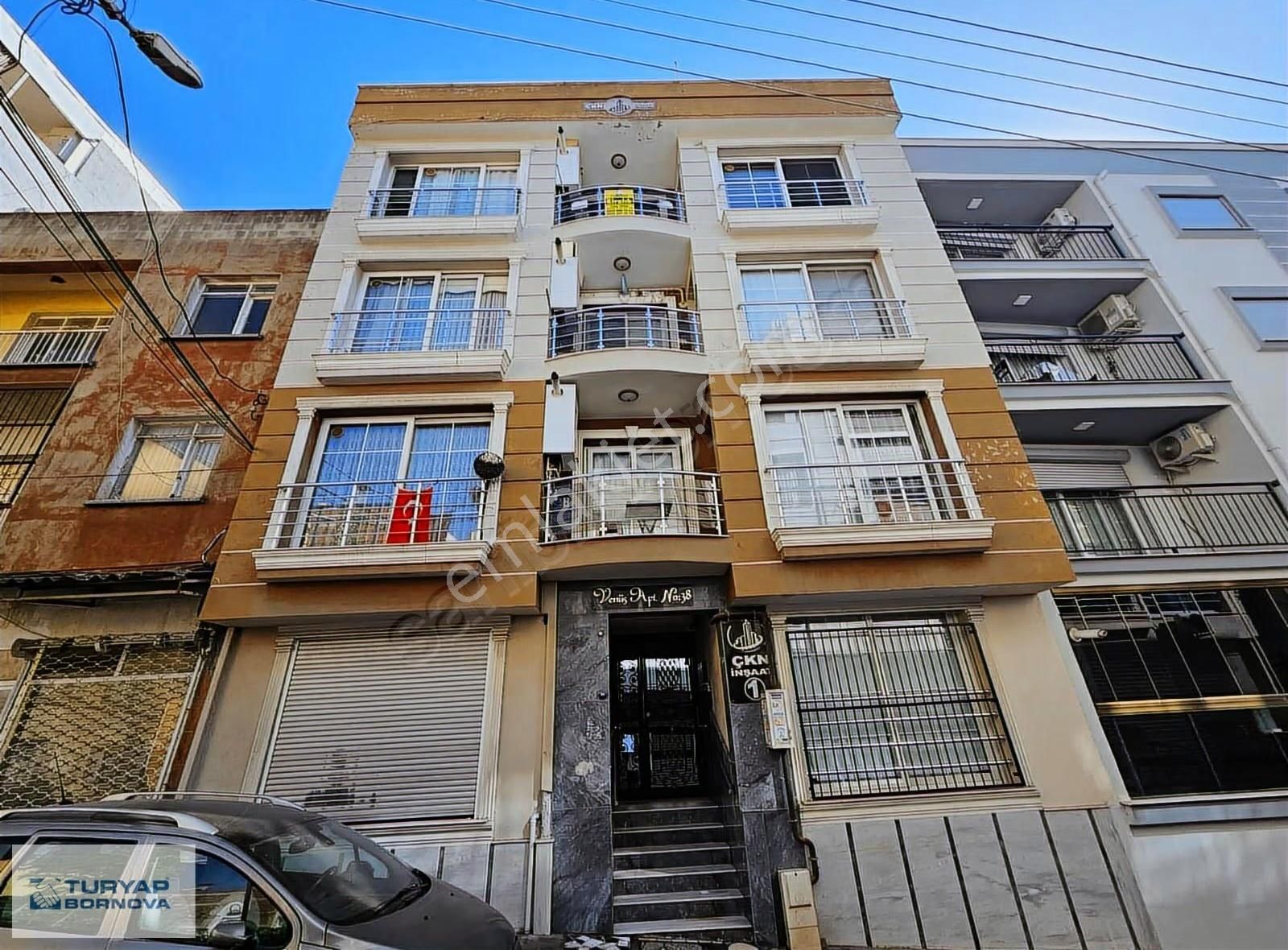 İzban Durağına Yakın Teraslı Deniz Manzaralı Kiralık 2+1 Daire - Görsel 24