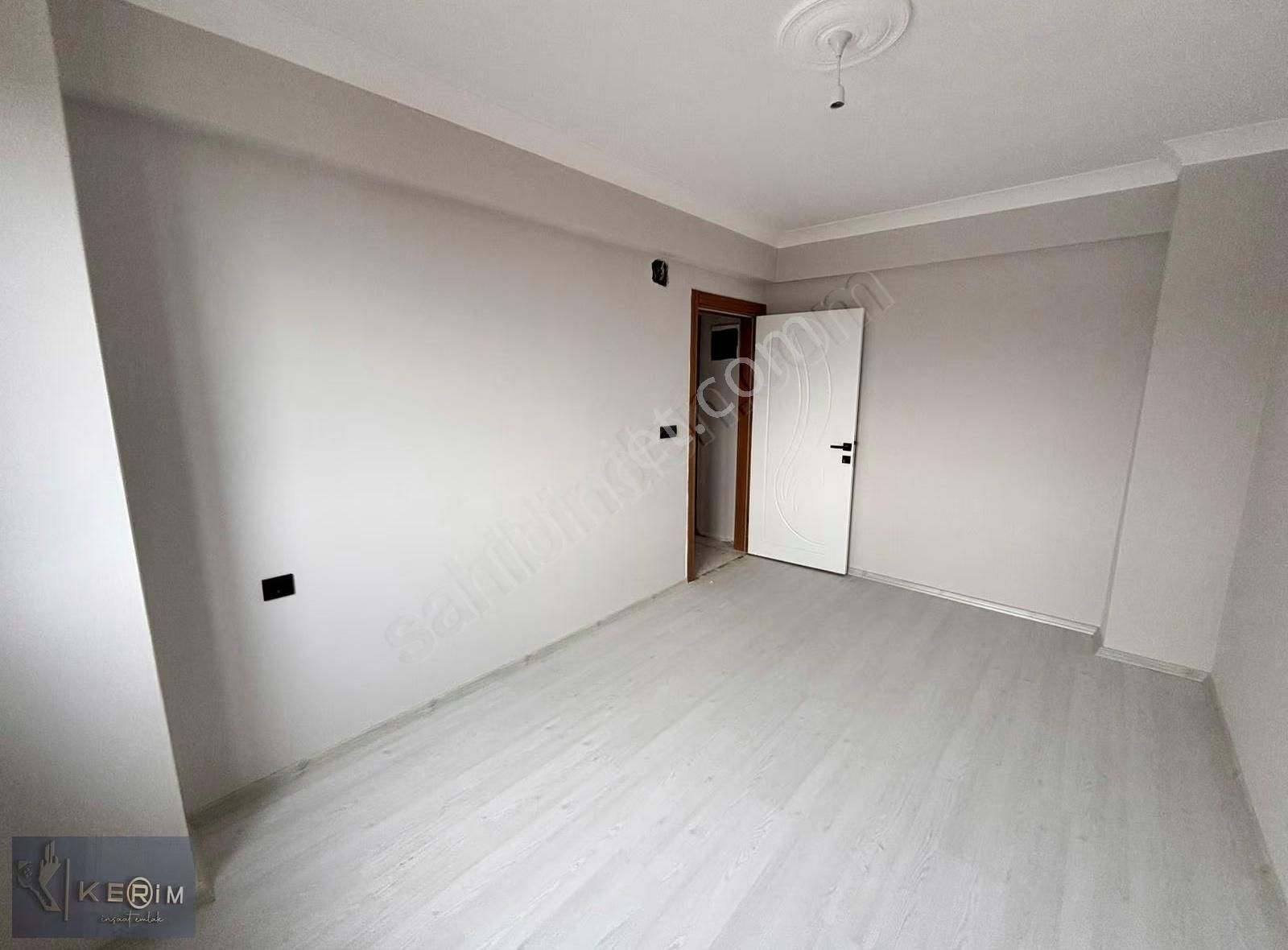 Kerim'den Ayvacık Adliyeye Yakın 1+1 Fırsat Satılık Daire - Görsel 8