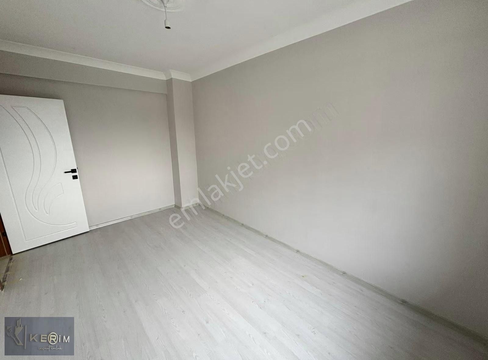 Kerim'den Ayvacık Adliyeye Yakın 1+1 Fırsat Satılık Daire - Görsel 13