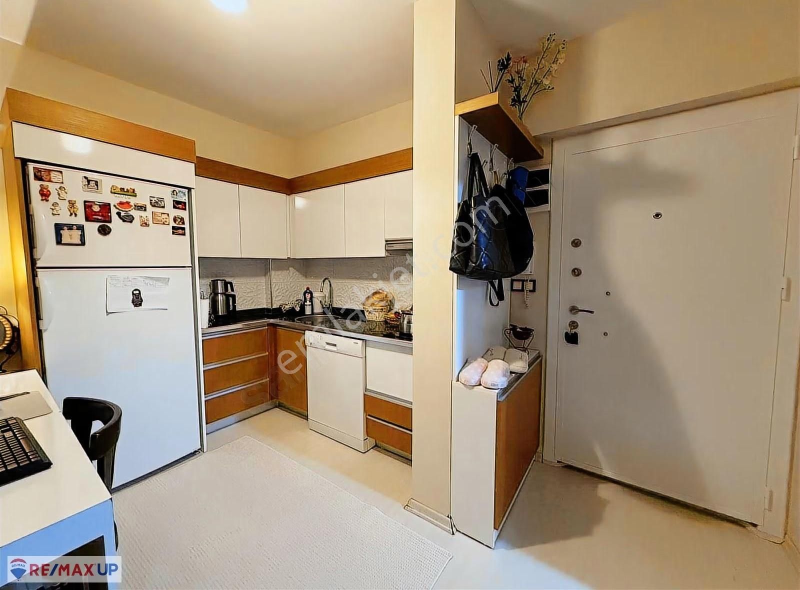 Buca Site İçi 22.000 Kiracı Üniversite Yakını Satılık 1+1 Daire - Görsel 16