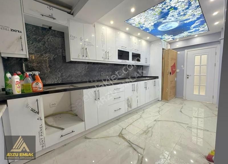 Arzu Emlaktan Satılık Sıfır Ayarında 3+1 Balkonlu Kot 1 Daire - Görsel 25