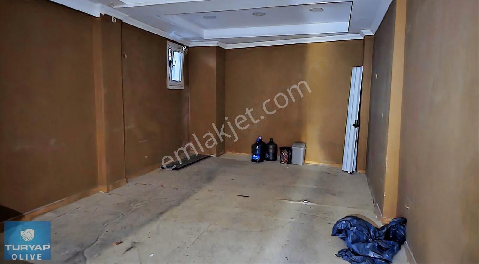 Beyazıt Gedikpaşa Doğramacı Sokakta Kiralık Mağaza - Görsel 7