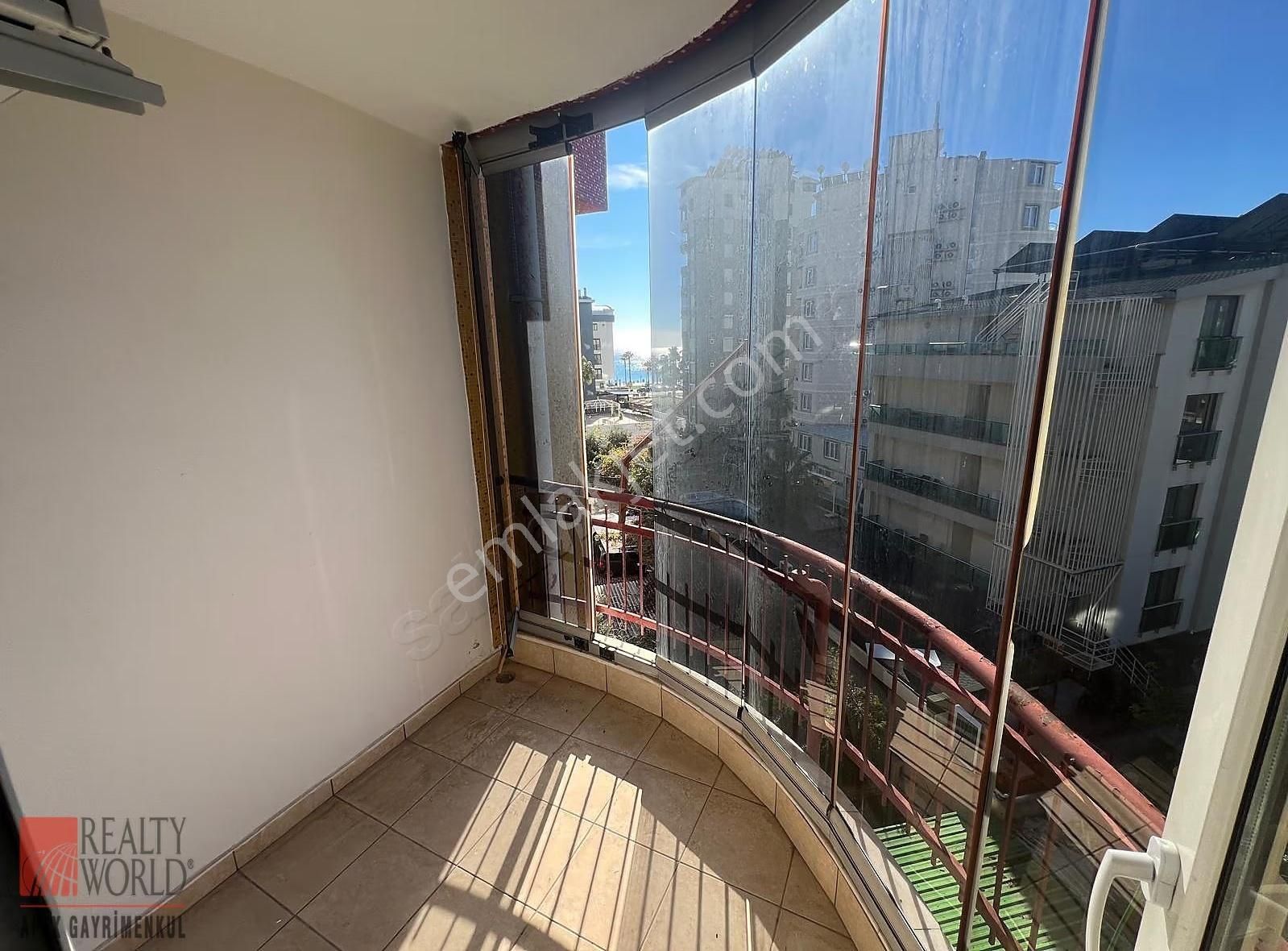 Konyaaltı'nda Deniz Manzaralı Satılık Dubleks Daire - Görsel 28