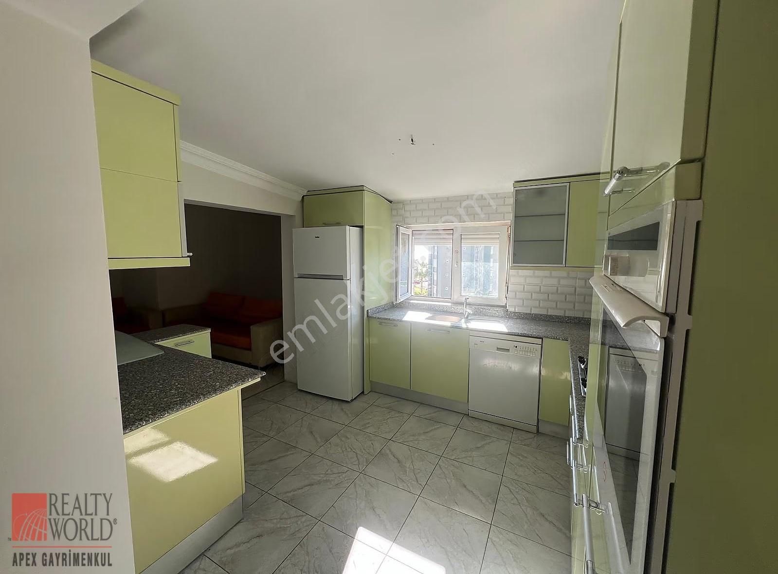 Konyaaltı'nda Deniz Manzaralı Satılık Dubleks Daire - Görsel 11