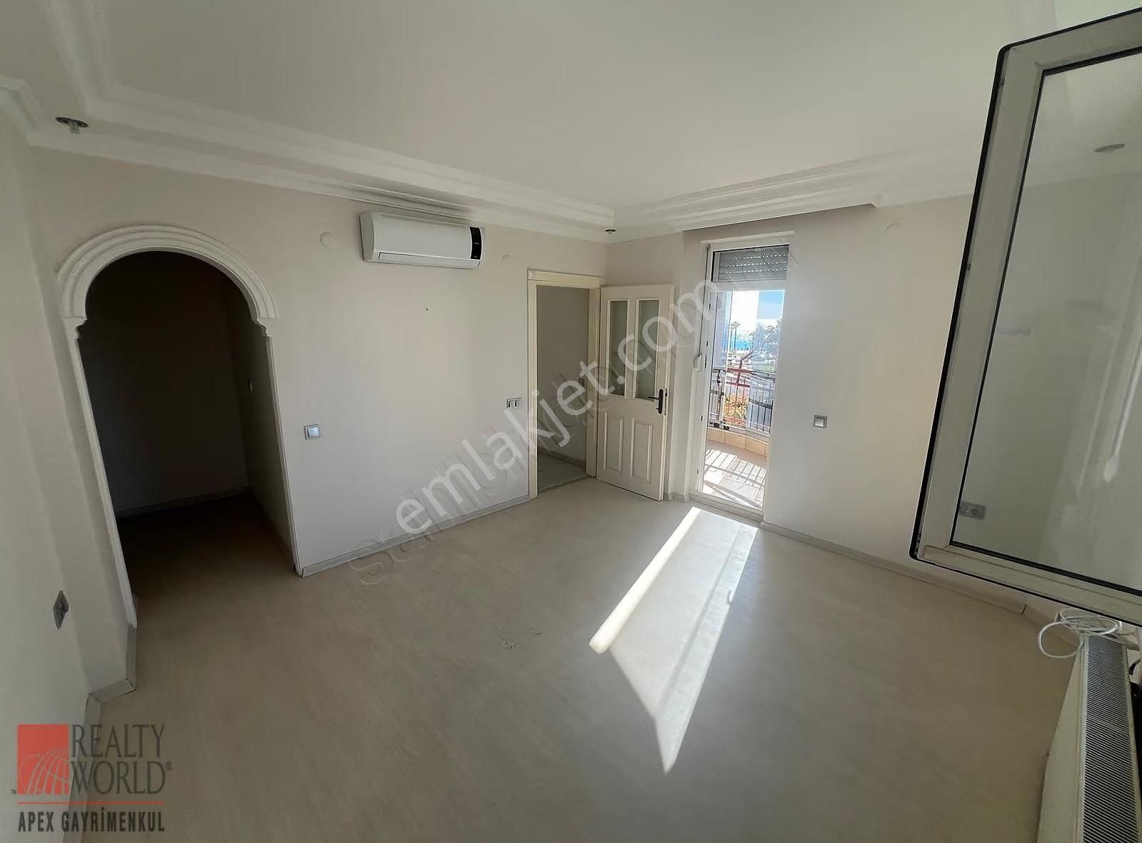 Konyaaltı'nda Deniz Manzaralı Satılık Dubleks Daire - Görsel 32