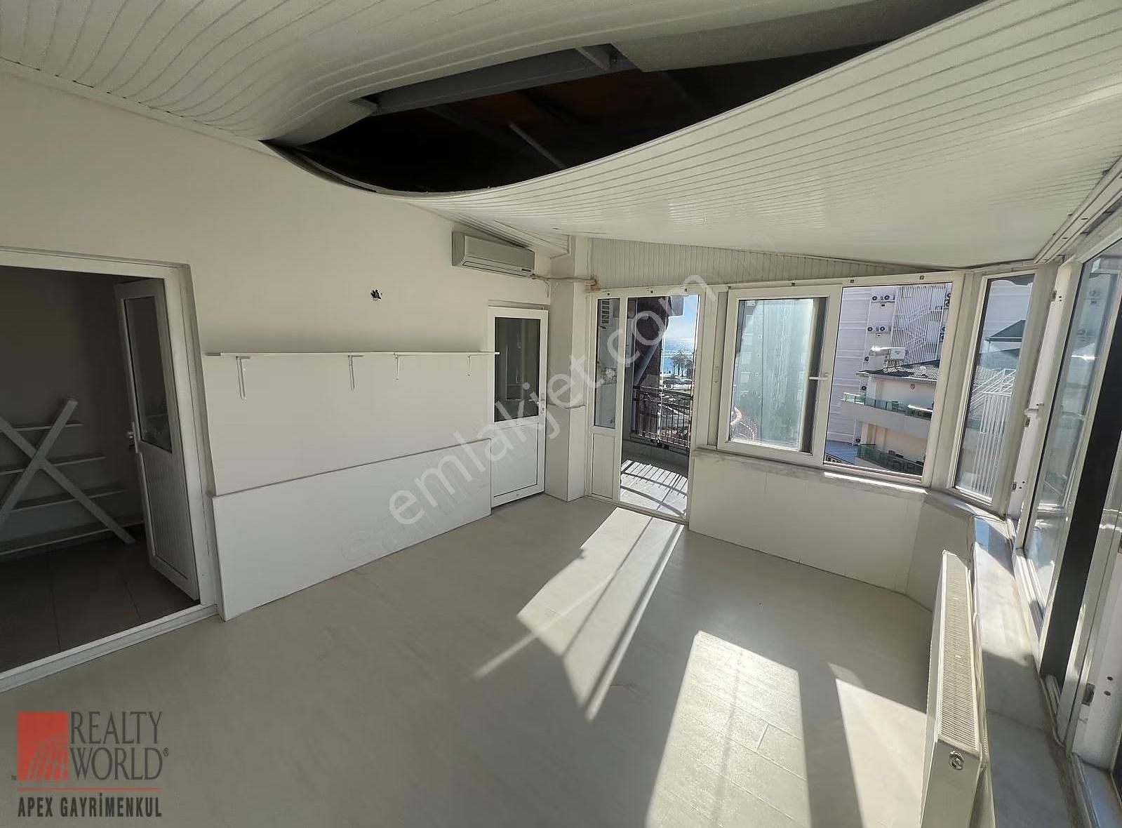 Konyaaltı'nda Deniz Manzaralı Satılık Dubleks Daire - Görsel 8