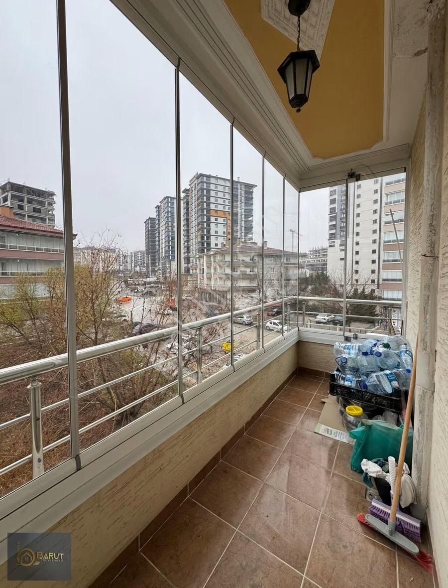 Barut Emlaktan Yeni Binada Cadde Üzeri Güney Orta Kat 3+1 Daire - Görsel 8