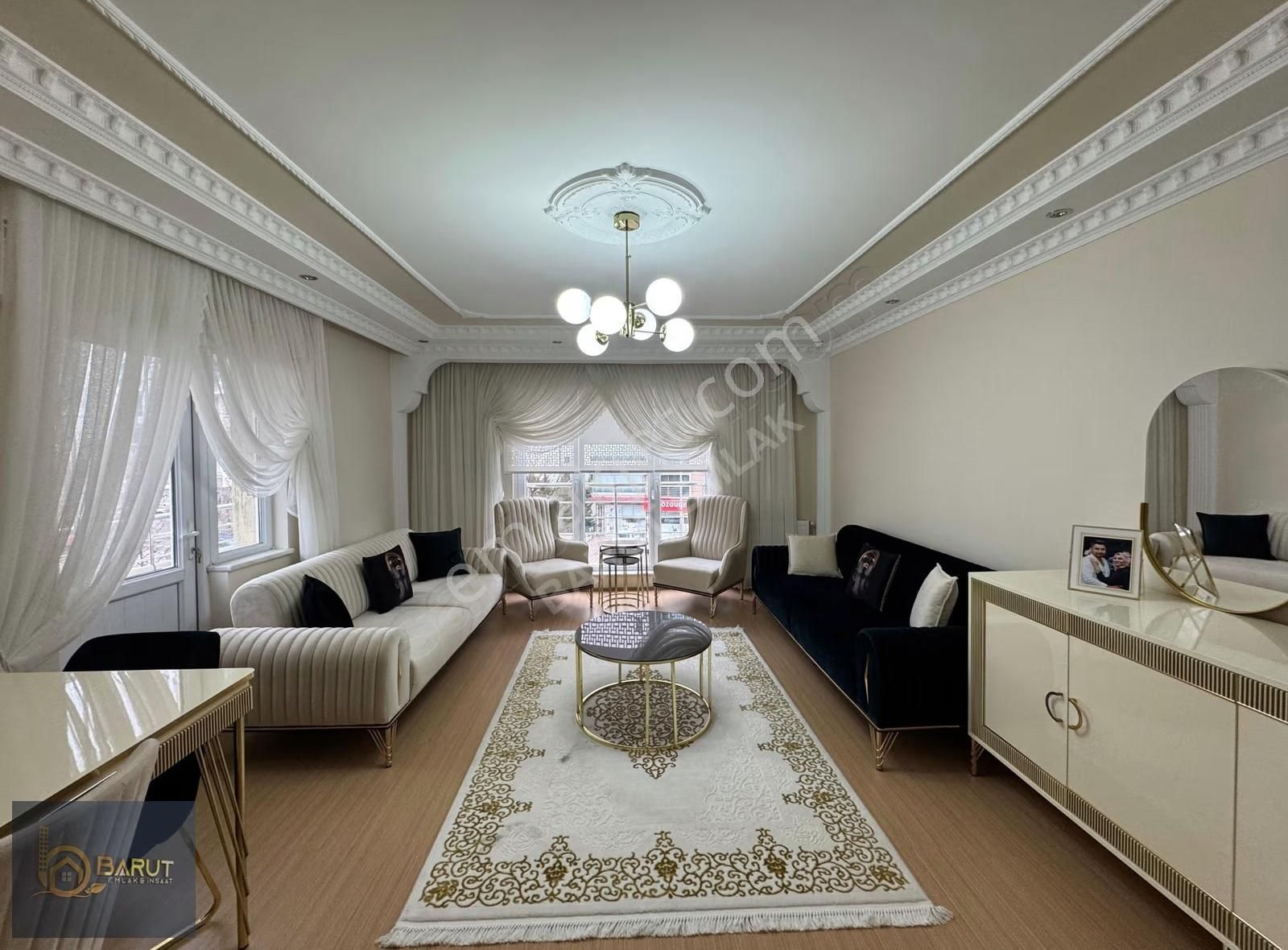 Barut Emlaktan Yeni Binada Cadde Üzeri Güney Orta Kat 3+1 Daire