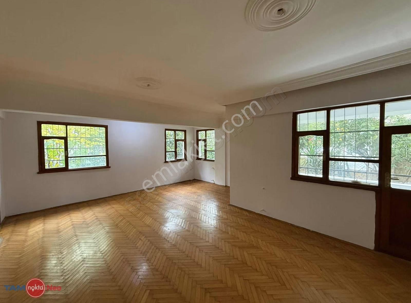 Güzeloba'da Ana Caddeye 2. Parsel Satılık Daire - Görsel 9