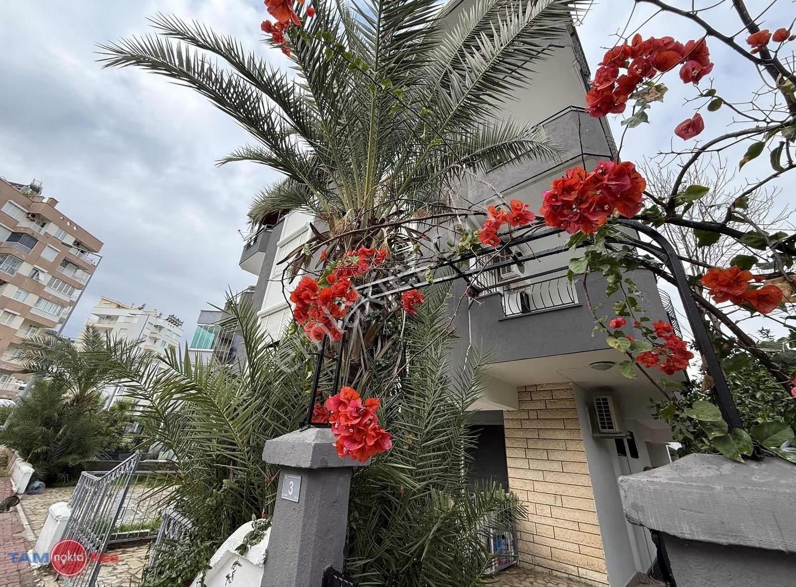 Güzeloba'da Ana Caddeye 2. Parsel Satılık Daire - Görsel 24