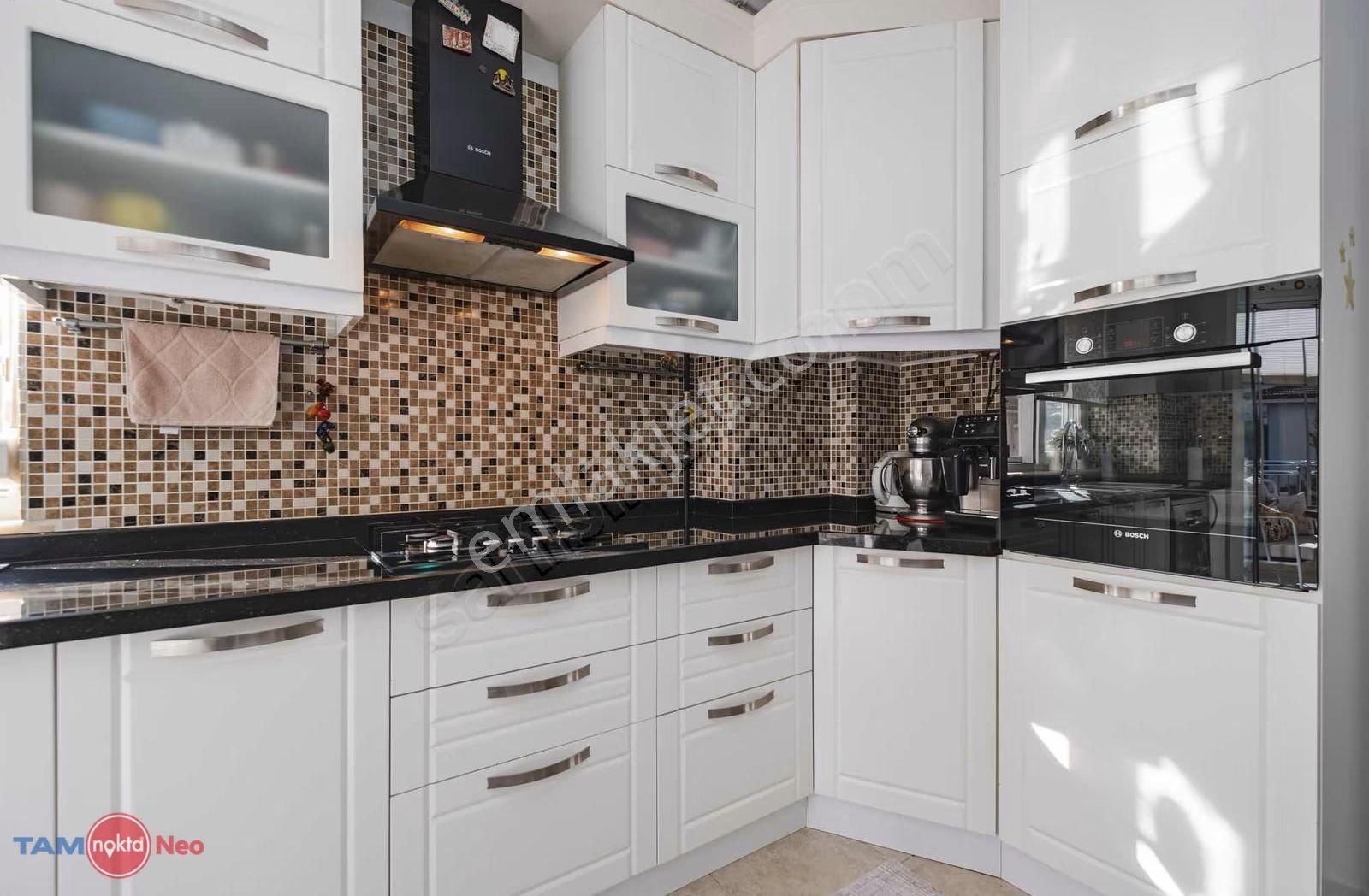 Fener Sahil Bandında Full Yapılı 3+1 Satılık Daire - Görsel 3