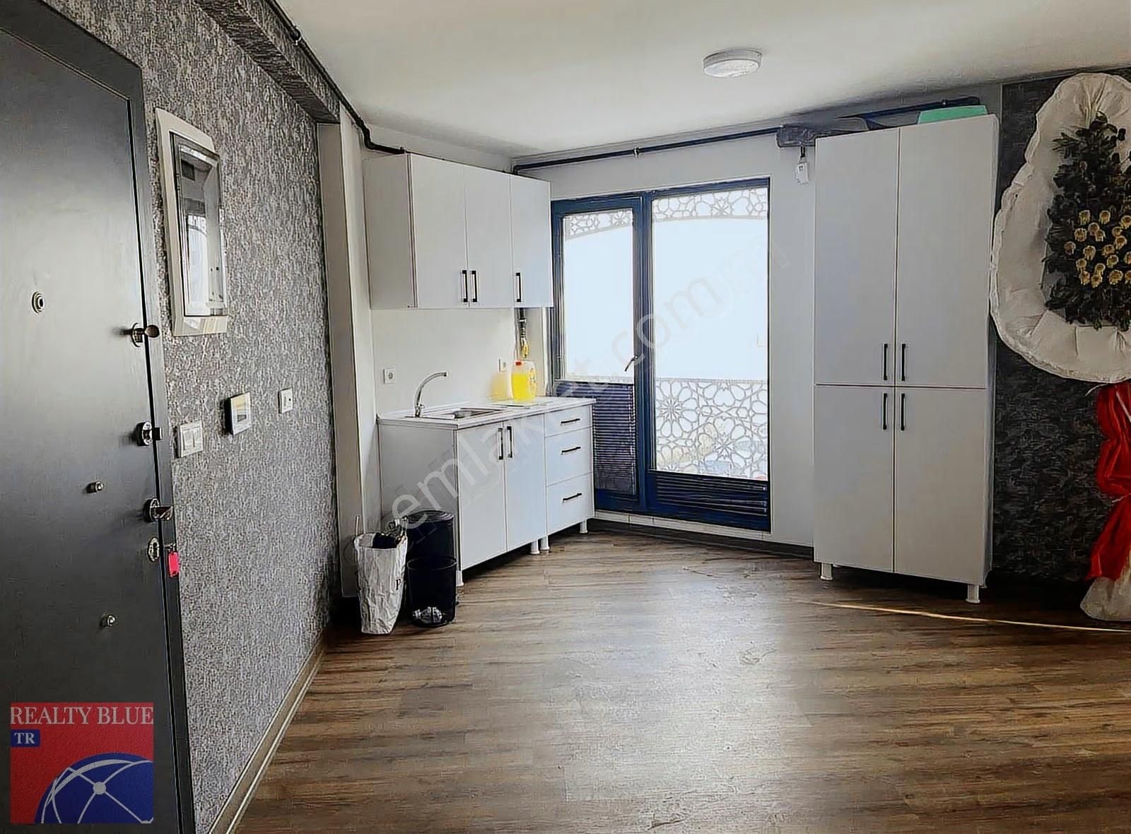 Sultanbeyli Merkez'de Kiralık Ofis - Görsel 11