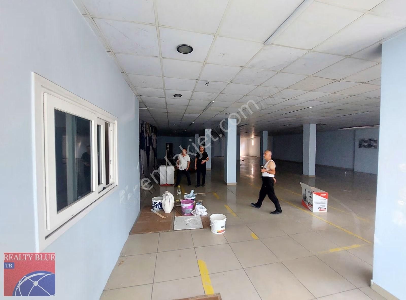 Sultanbeyli Merkez Metro Yanı Plaza Katı Kiralık 350m² - Görsel 3