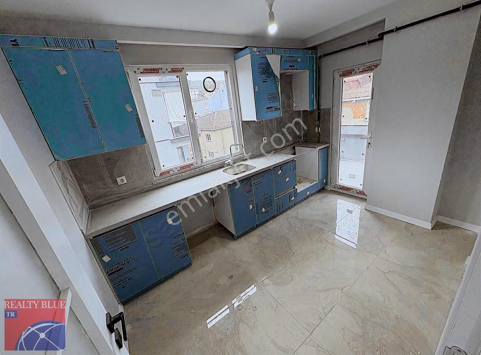 Sultanbeyli Turgut Reis Mah Kiralık Lüx Daire - Görsel 12