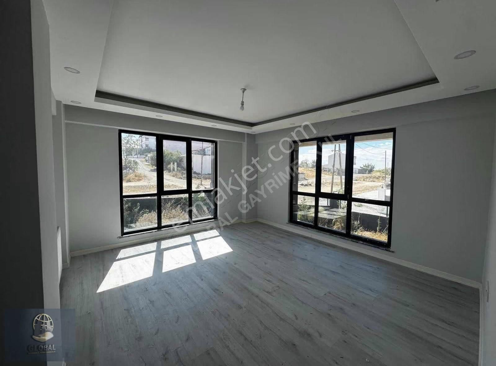 Rumeli Mh. İsmet Paşa Bulvarı Yakını 2+1 Satılık