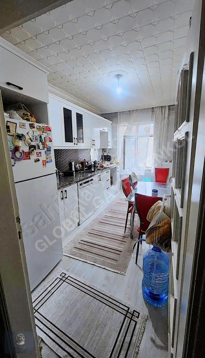 Reşadiye Mah. Askent Cad Üzeri 3+1 Satılık