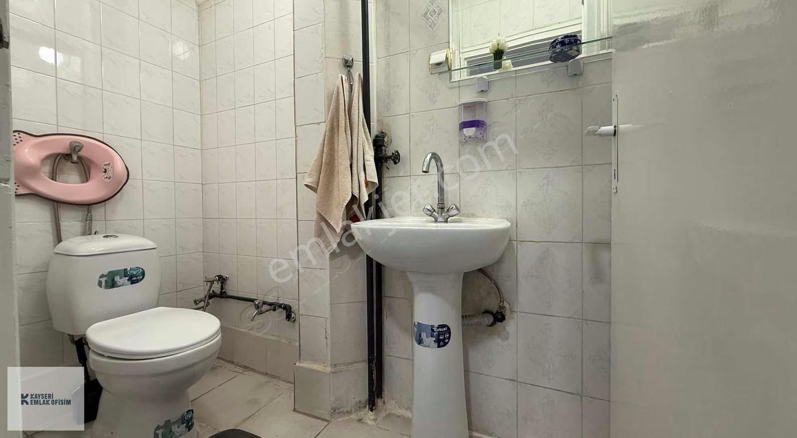 Yeni Mahalle De Merkezi Komunda İçi Ful Yapılı 3+1 Satılık Daire - Görsel 16