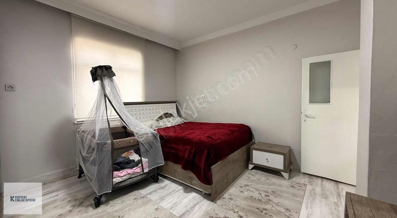 Yeni Mahalle De Merkezi Komunda İçi Ful Yapılı 3+1 Satılık Daire - Görsel 12