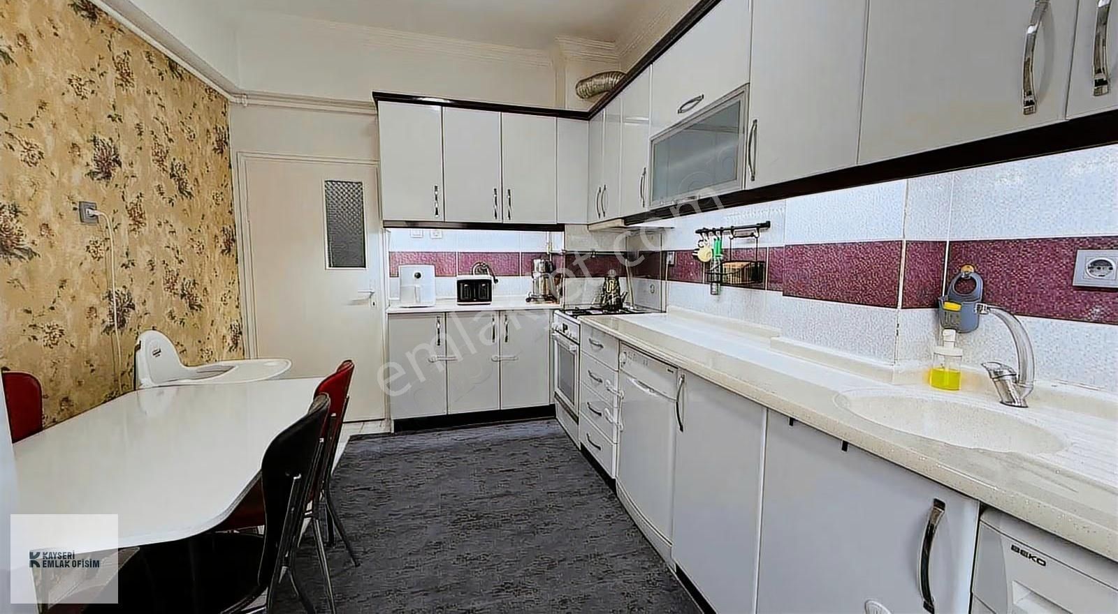 Yeni Mahalle De Merkezi Komunda İçi Ful Yapılı 3+1 Satılık Daire - Görsel 6