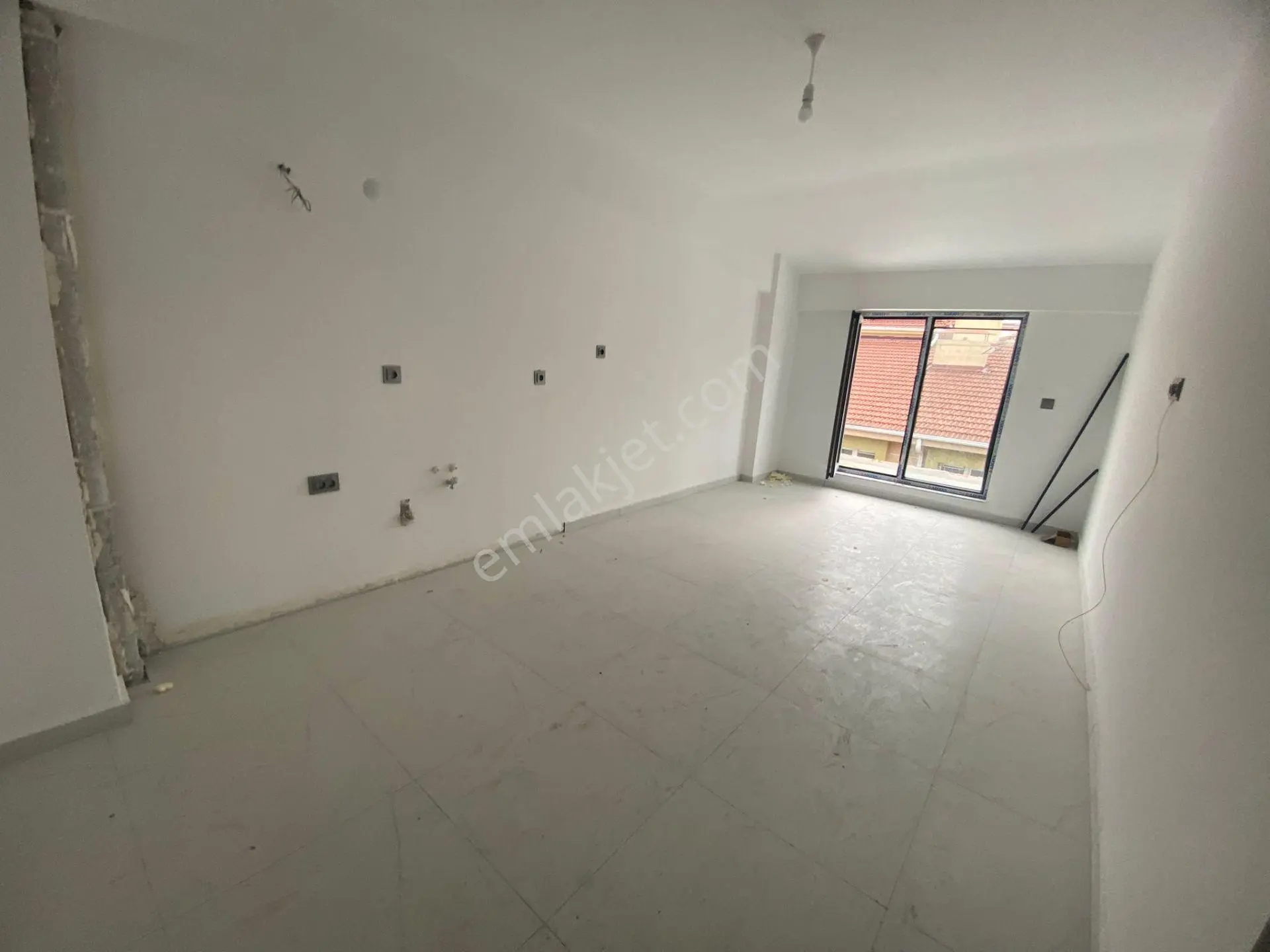 Kaplanlı Cd Üzeri Yatırım Fırsatı Tek Tapu 5 Adet 1+1 Daire Bk-24
