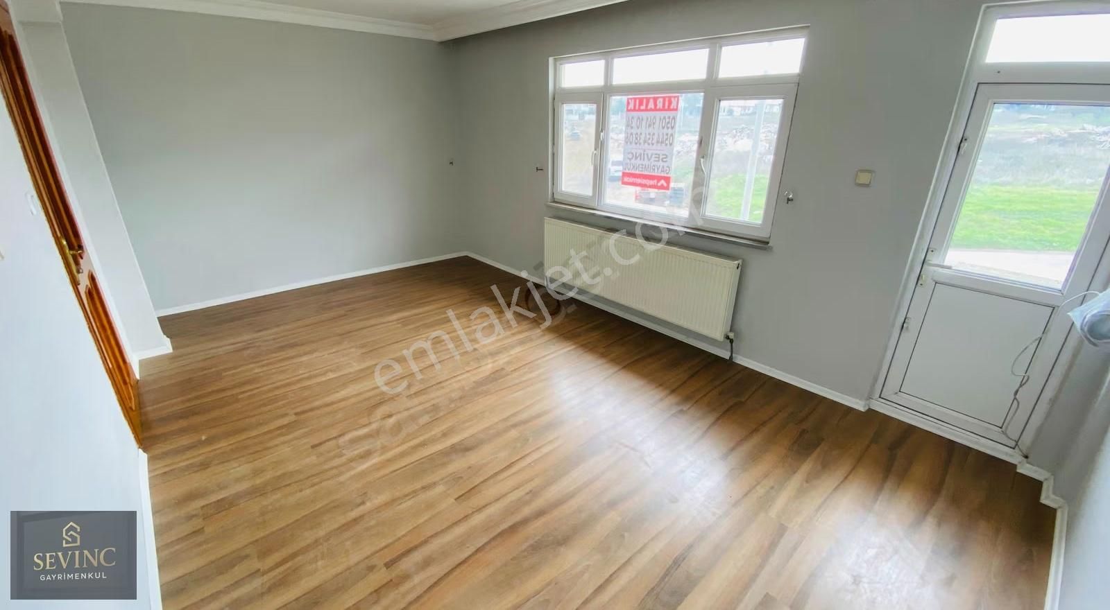 Sevinç'ten Yeni Mahallede Geniş 2+1 Ara Kat Kiralık Daire