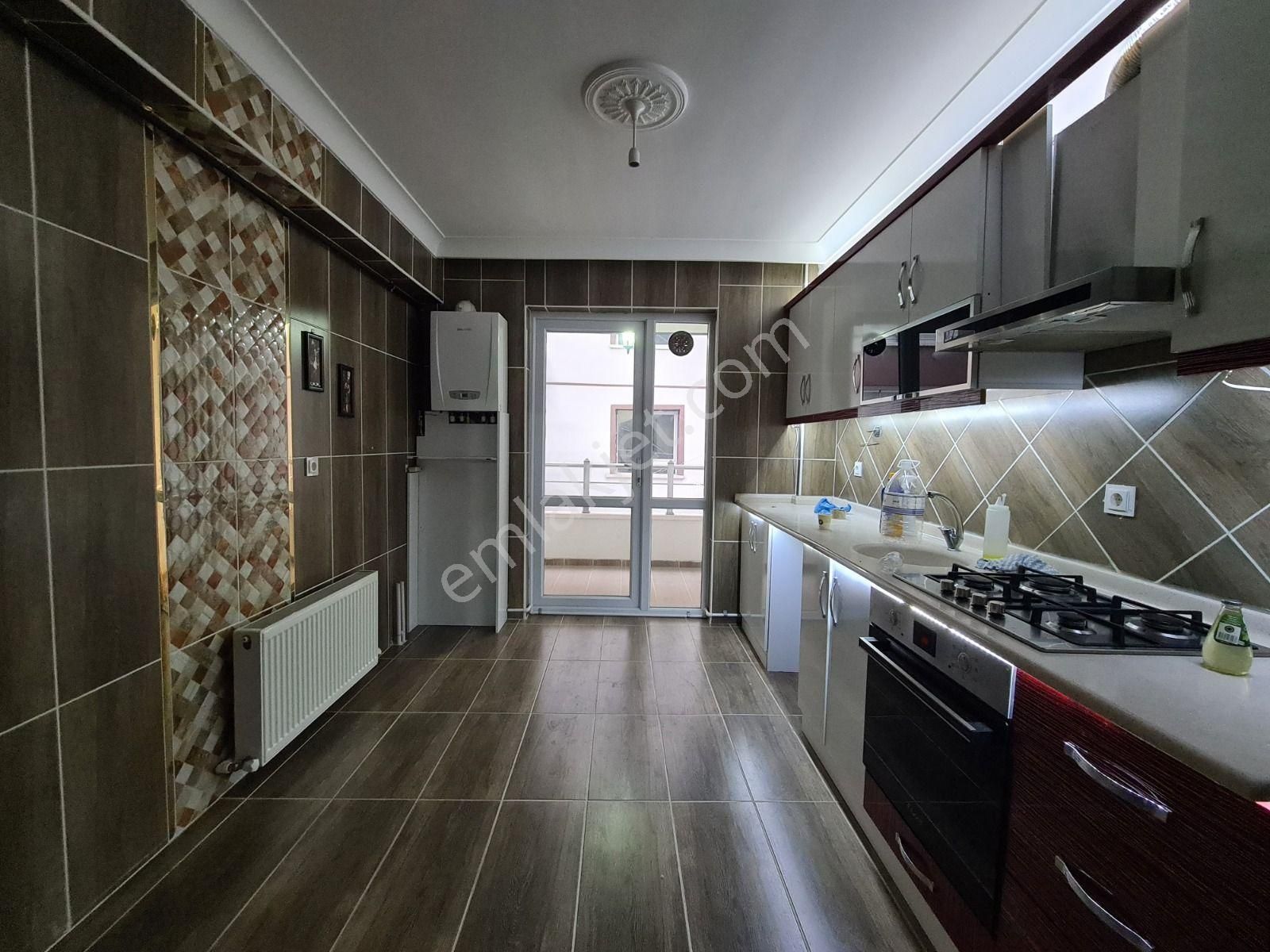 Yükseltepe'de Okul & Cadde & Park Yakını Arakat 3+1 Daire - Görsel 2